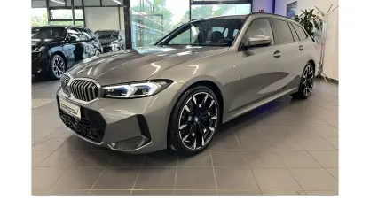 Gebraucht BMW 320 M Sport 189 PS (139 kW) 2025 Grau Kombi
