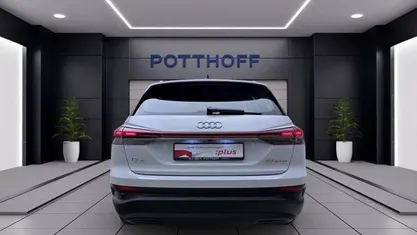 Gebraucht Audi Q4 e-tron Design 150 kW (204 PS) 2022 SUV