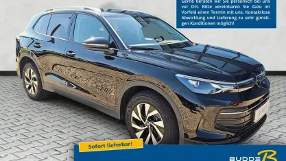 Neu VW Tiguan Life 150 PS (110 kW) 2026 Grenadillschwarz metallic SUV