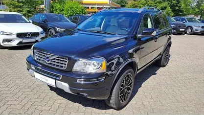 Black sapphire Gebraucht 2014 Volvo XC90 Momentum SUV | 15.890 € (Fairer Preis)