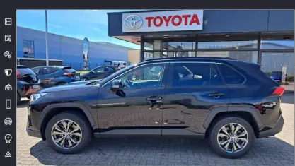 Gebraucht Toyota RAV4 Hybrid Team 222 PS (163 kW) 2022 Tiefschwarz metallic SUV