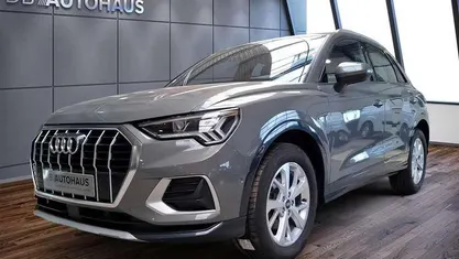 Gebraucht Audi Q3 Advanced Plus 150 PS (110 kW) 2023 Grau SUV