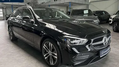 Gebraucht Mercedes C300e Business 204 PS (150 kW) 2023 Kombi