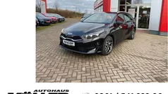 Schwarz Neu 2025 Kia Ceed Sportswagon Spirit Kombi | 29.989 € (Fairer Preis)