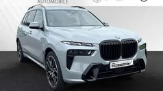 Brooklyn grau metallic Gebraucht 2024 BMW X7 M Sport SUV | 101.500 € (Superpreis)