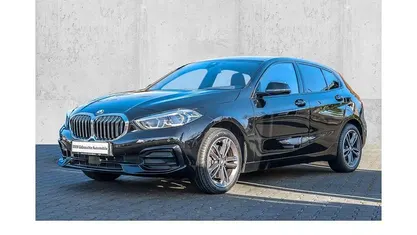 Gebraucht BMW 118 Sport Line 136 PS (100 kW) 2022 Schwarz Kleinwagen