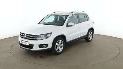 Usado VW Tiguan LOUNGE 125 HP (91 kW) 2015 Branco SUV