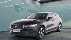 Schwarz Gebraucht 2023 Volvo V60 CC Plus Kombi | 41.290 € (Fairer Preis)