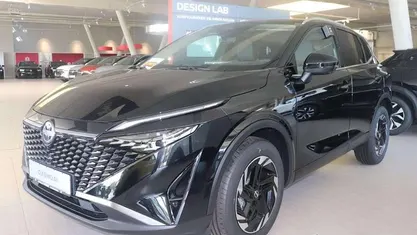 Schwarz Gebraucht 2025 Nissan Qashqai N-Connecta SUV | 32.490 € (Fairer Preis)