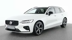 Weiß Gebraucht 2024 Volvo V60 Plus Kombi | 37.880 € (Fairer Preis)