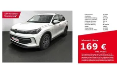 Weiß Gebraucht 2024 VW Tiguan Life SUV | 32.990 € (Fairer Preis)
