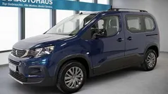 Blau Gebraucht 2022 Peugeot Rifter Allure Van / Kleinbus | 17.990 € (Fairer Preis)