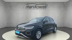 Gebraucht 2024 VW T-Roc Life SUV | 23.908 € (Fairer Preis)