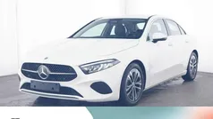 Unilack polarweiß Gebraucht 2024 Mercedes A180 Limousine | 29.980 € (Fairer Preis)