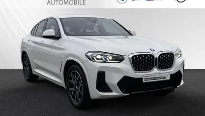 Alpinweiss Gebraucht 2024 BMW X4 Efficient Dynamics SUV | 57.500 € (Guter Preis)
