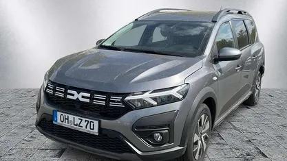 Grau Gebraucht 2025 Dacia Jogger Expression Van / Kleinbus | 21.880 € (Fairer Preis)