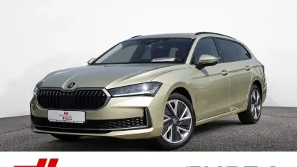 Gebraucht Skoda Superb Selection 150 PS (110 kW) 2024 Ice teabeige Kombi