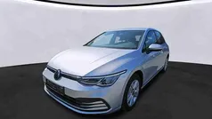 Gebraucht 2023 VW Golf VIII Life Limousine | 24.110 € (Fairer Preis)