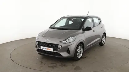 Grau Gebraucht 2023 Hyundai i10 Trend Kleinwagen | 18.060 € (Fairer Preis)