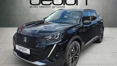 Metfa schwarz perla Gebraucht 2021 Peugeot e-2008 Allure SUV | 19.780 € (Fairer Preis)