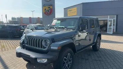 Anvil (pds) Neu 2025 Jeep Wrangler Sahara SUV | 55.499 € (Superpreis)
