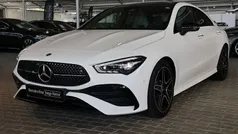 Unilack polarweiß Gebraucht 2024 Mercedes CLA200 AMG Coupé | 38.380 € (Fairer Preis)