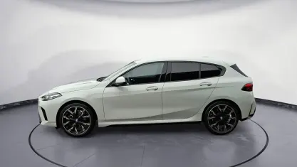 Gebraucht BMW 120 M Sport 163 PS (119 kW) 2025 Weiß Kleinwagen