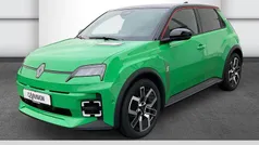 Pop green!, black pearlschwarz metallic (schwarz) Gebraucht 2024 Renault R5 Komfort Kleinwagen | 36.390 € (Teuer)