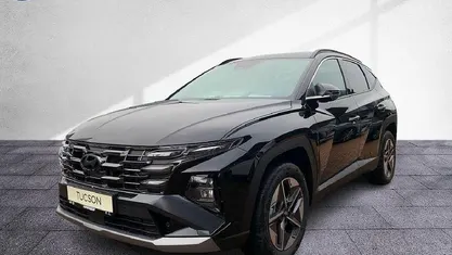Gebraucht Hyundai Tucson Trend 239 PS (175 kW) 2021 Abyss black / met SUV