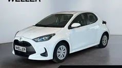 Weiss Gebraucht 2022 Toyota Yaris Comfort Kleinwagen | 12.880 € (Fairer Preis)