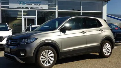 Gebraucht VW T-Cross Life 116 PS (85 kW) 2020 Grau limestone grey metallic (metallic) SUV