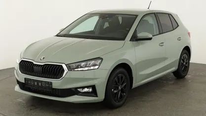 Neu Skoda Fabia 2026 Timiano grün Kleinwagen