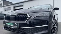 Schwarz Gebraucht 2024 Skoda Octavia Selection Kombi | 26.860 € (Fairer Preis)