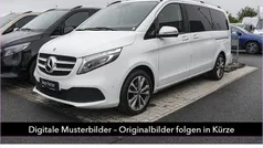 Weiß Gebraucht 2022 Mercedes V250 Edition Van / Kleinbus | 43.950 € (Fairer Preis)