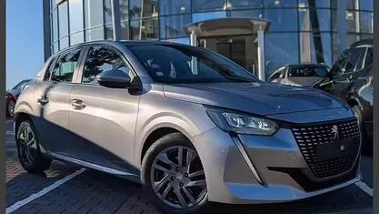 Gebraucht Peugeot 208 Business-Line 101 PS (74 kW) 2021 Kleinwagen