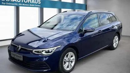 Gebraucht VW Golf VIII Life 131 PS (96 kW) 2023 Blau Kombi