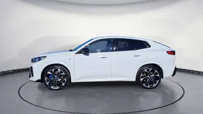 Używany BMW X2 Performance 300 KM (220 kW) 2025 Biały SUV