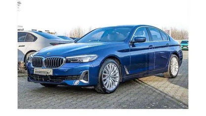 Phytonicblau Gebraucht 2022 BMW 530 Luxury Line Limousine | 41.890 € (Fairer Preis)