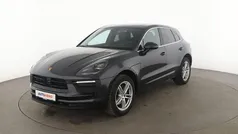 Grau Gebraucht 2021 Porsche Macan SUV | 62.690 € (Etwas zu teuer)