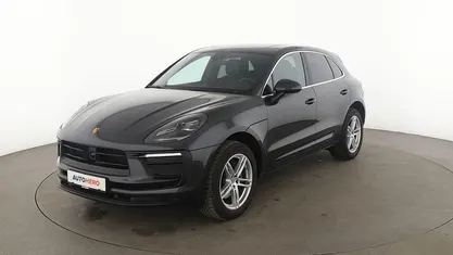 Grau Gebraucht 2021 Porsche Macan SUV | 57.730 € (Guter Preis)