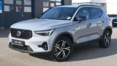Vapour grey Gebraucht 2025 Volvo XC40 Plus SUV | 39.490 € (Fairer Preis)