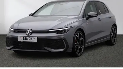 Gebraucht VW Golf VIII GTI 265 PS (194 kW) 2025 Limousine
