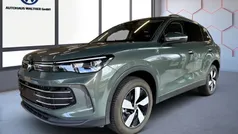 Cipressinogrün metallic Neu 2025 VW Tiguan Elegance SUV | 49.990 € (Guter Preis)