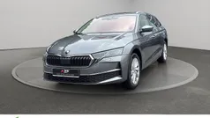 Grau Gebraucht 2025 Skoda Octavia Selection Kombi | 28.990 € (Fairer Preis)