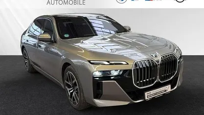 Gebraucht 2024 BMW 750e M Sport Limousine | 94.875 € (Fairer Preis)