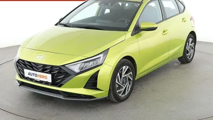 Gelb Gebraucht 2024 Hyundai i20 Trend Limousine | 16.810 € (Superpreis)