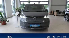 Pure grey (grau) Gebraucht 2023 VW T7 Life Van | 46.890 € (Superpreis)