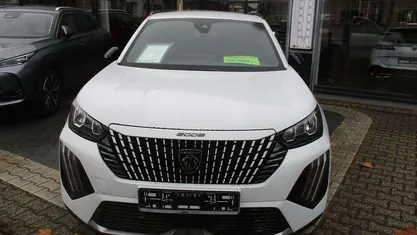 Gebraucht 2025 Peugeot 2008 Allure SUV | 26.890 € (Guter Preis)