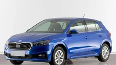 Blau Gebraucht 2024 Skoda Fabia Ambition Kleinwagen | 17.890 € (Fairer Preis)