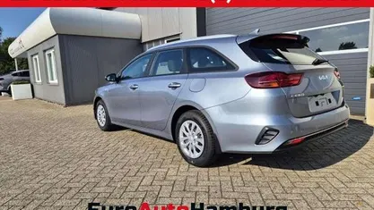 Pentametal metallic Neu 2025 Kia Ceed Sportswagon Vision Kombi | 24.590 € (Guter Preis)
